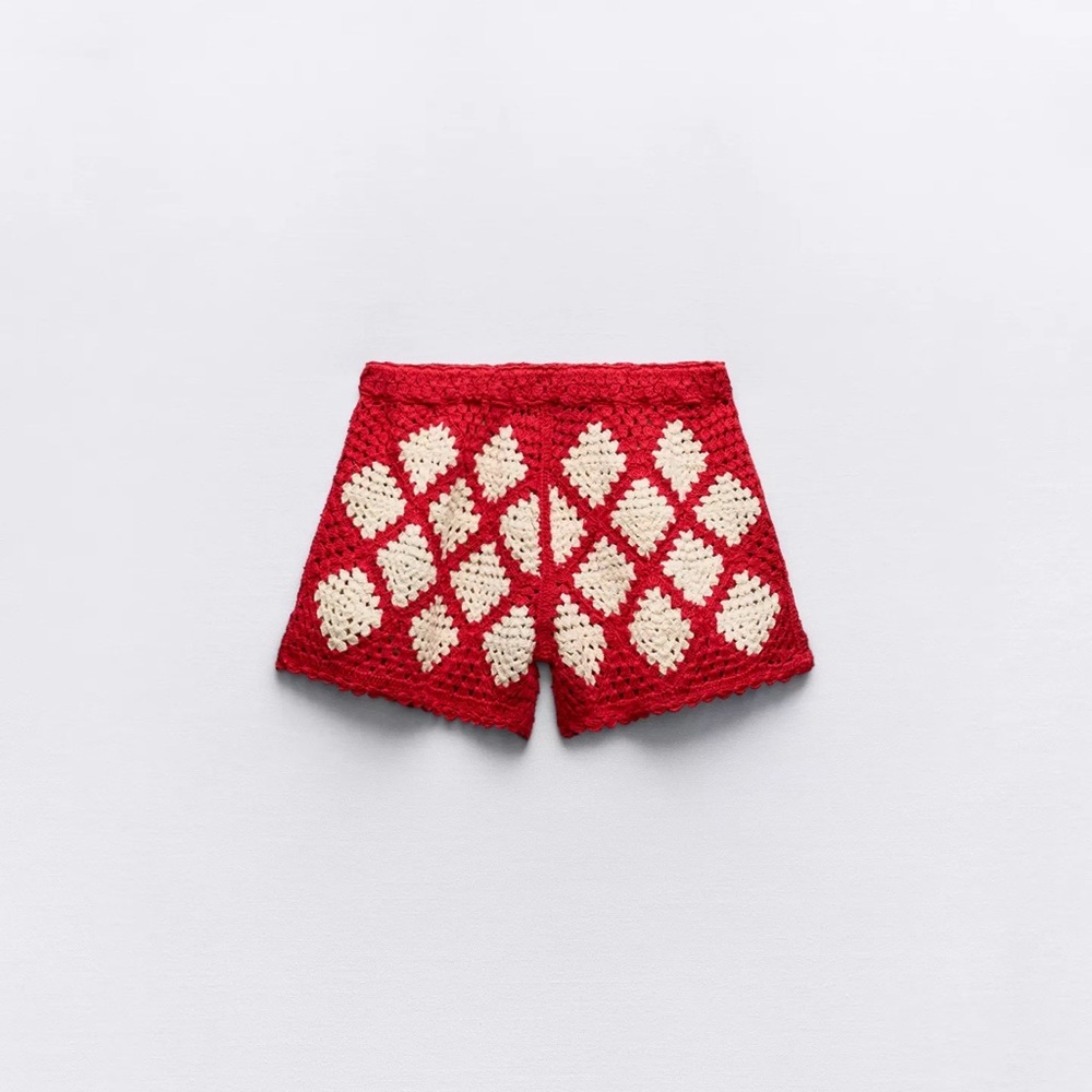 Crochet knit Shorts size xs/s
